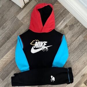 Toddler Nike Sweatsuit 2T